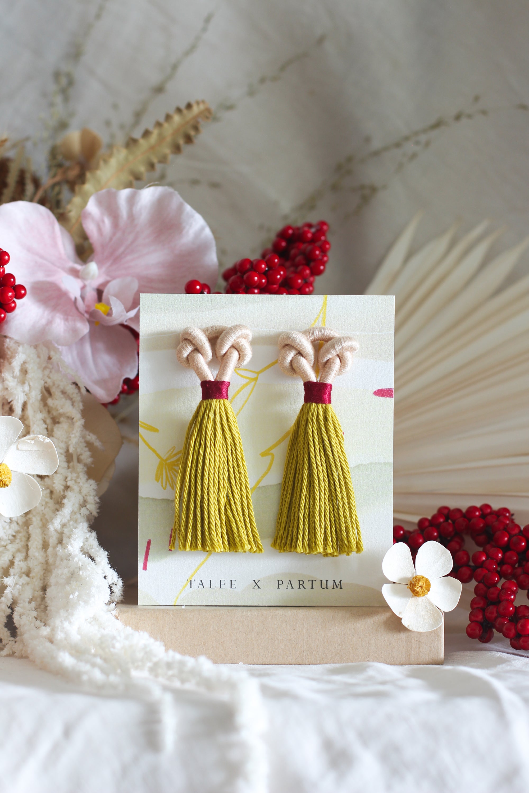 RAMA Knot - Almond / Lemon