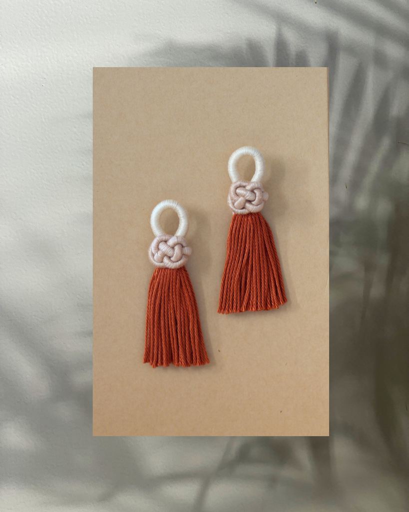 ANIA Knot - Beige / Red Earth