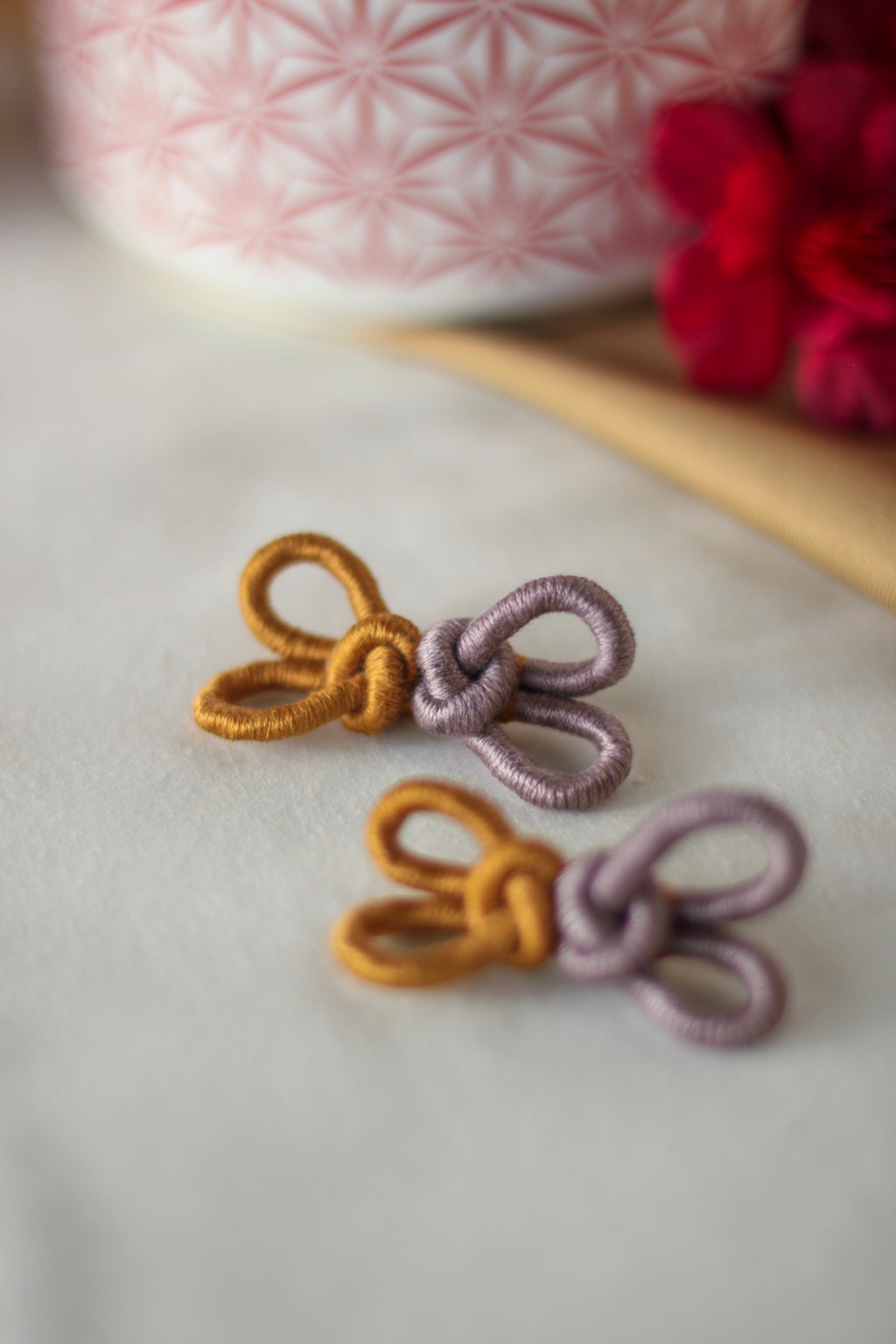 DINA Loop - Lilac / Gold